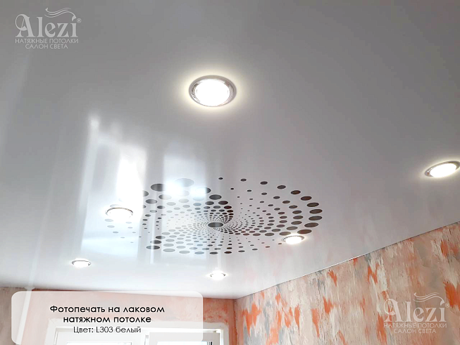 Заказать фотопечать на лаковом натяжном потолке от "Алези"